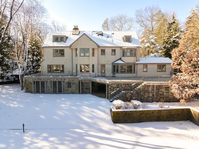 40 Heath Hill, Brookline, MA 02445