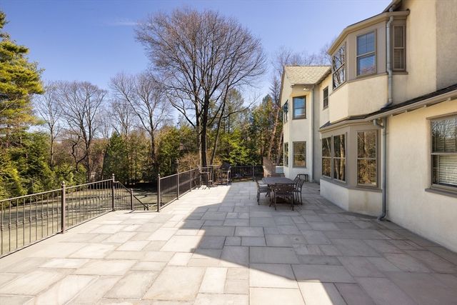 40 Heath Hill, Brookline, MA 02445