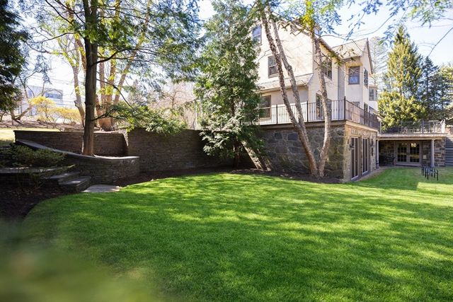 40 Heath Hill, Brookline, MA 02445