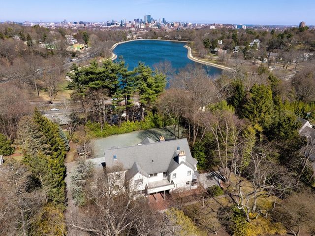 40 Heath Hill, Brookline, MA 02445