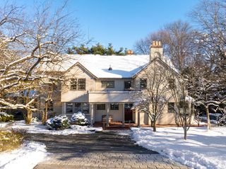 40 Heath Hill, Brookline, MA 02445