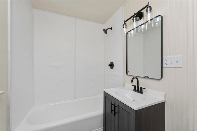 758 Pearl Street, Benton Harbor, MI 49022