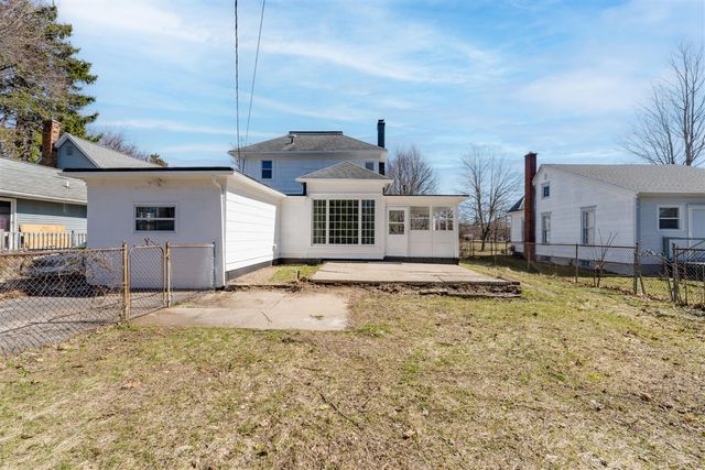 758 Pearl Street, Benton Harbor, MI 49022