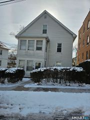 193 Daly Avenue 2nd Floor, New Britain, CT 06051