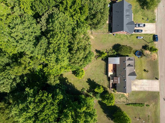 323 LAXTON LN, Munford, TN 38058
