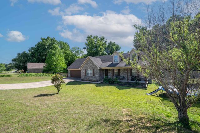 323 LAXTON LN, Munford, TN 38058