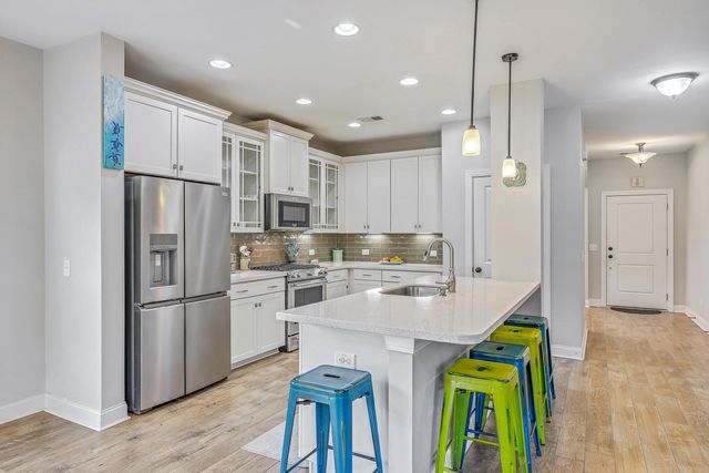 1031 Banker Court, Mount Pleasant, SC 29429