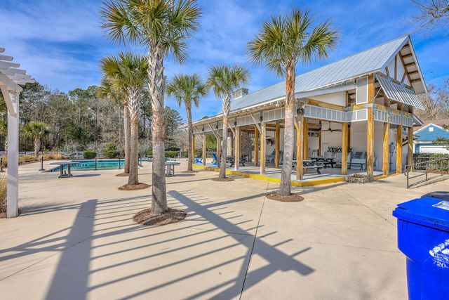 1031 Banker Court, Mount Pleasant, SC 29429