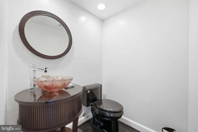 6610 MADISON MCLEAN DRIVE DR, Mclean, VA 22101