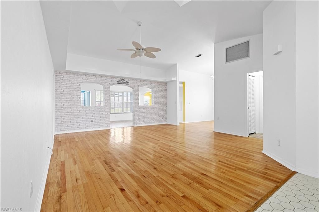 3319 Clubview DR, NORTH FORT MYERS, FL 33917 — photo 5