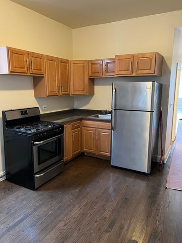 1613 S CENTRAL PARK Avenue, Chicago, IL 60623