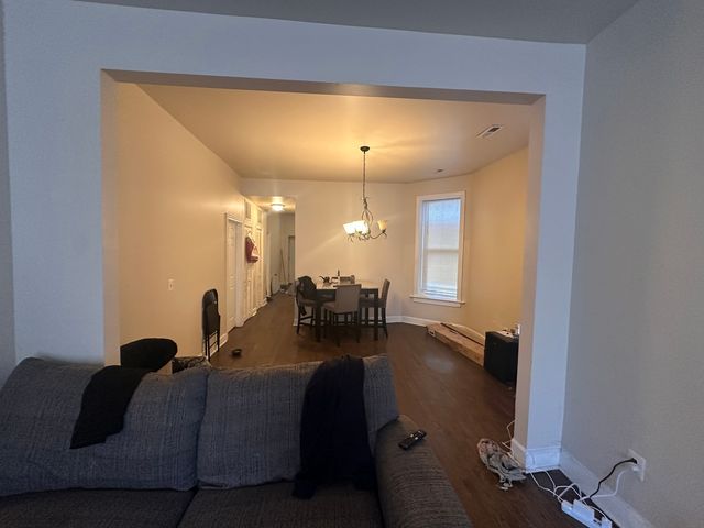 1613 S CENTRAL PARK Avenue, Chicago, IL 60623