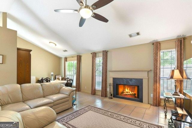 800 Mill Station Drive, Lawrenceville, GA 30046