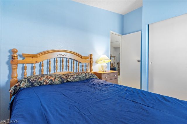 1190 South Bunch Street, Pahrump, NV 89048