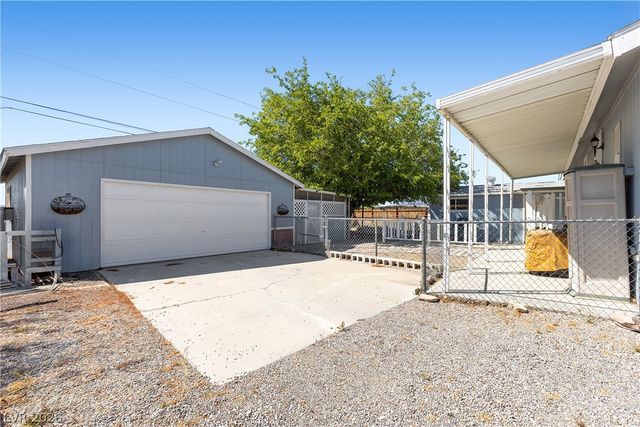 1190 South Bunch Street, Pahrump, NV 89048