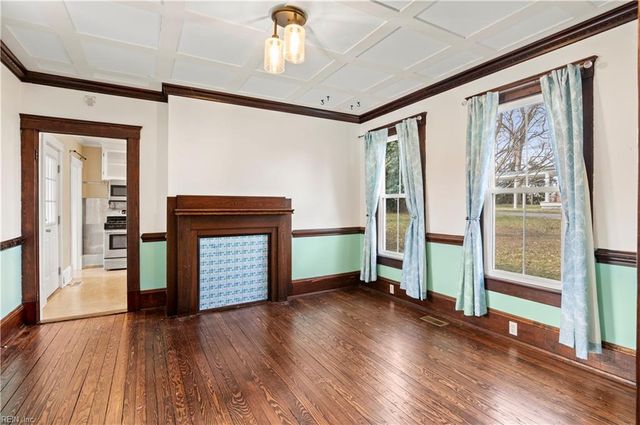 227 James ST, Smithfield, VA 23430