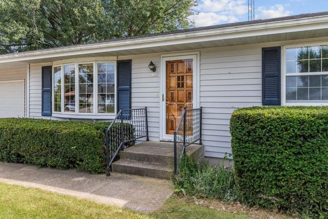 132 OAK COURT, Berlin, WI 54923