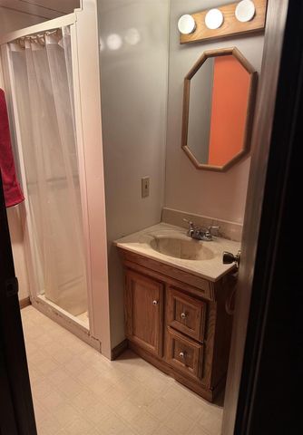 132 OAK COURT, Berlin, WI 54923