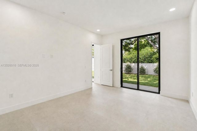 1521 SW 40th Ter, Fort Lauderdale, FL 33317