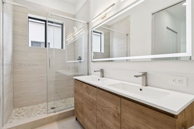 1521 SW 40th Ter, Fort Lauderdale, FL 33317