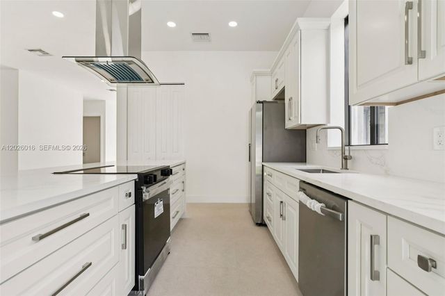 1521 SW 40th Ter, Fort Lauderdale, FL 33317