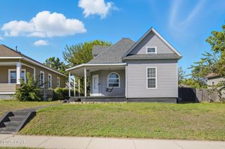 2118 S Wall Avenue, Joplin, MO 64804