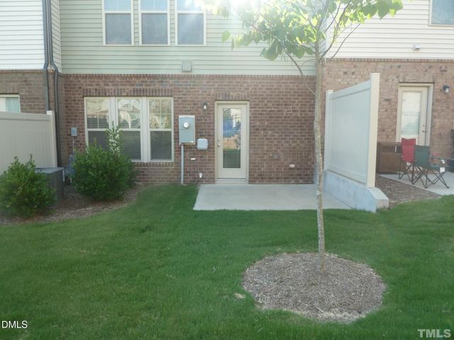 521 Denhoff Drive, Cary, NC 27519
