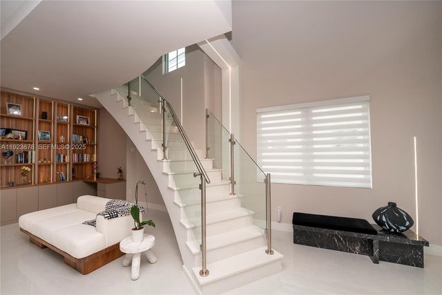 8340 NW 33 Terrace, Doral, FL 33122