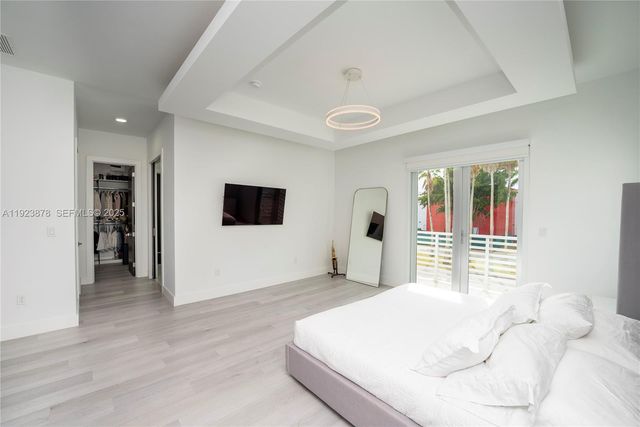 8340 NW 33 Terrace, Doral, FL 33122