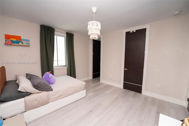 8340 NW 33 Terrace, Doral, FL 33122