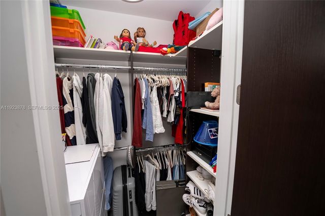 8340 NW 33 Terrace, Doral, FL 33122