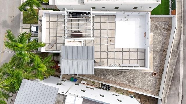 8340 NW 33 Terrace, Doral, FL 33122