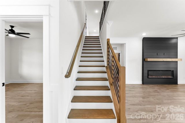 135 Harbourtown Drive, Kings Mountain, NC 28086