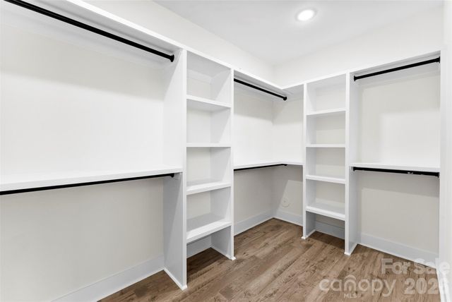 135 Harbourtown Drive, Kings Mountain, NC 28086