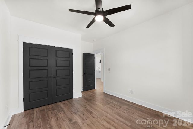 135 Harbourtown Drive, Kings Mountain, NC 28086