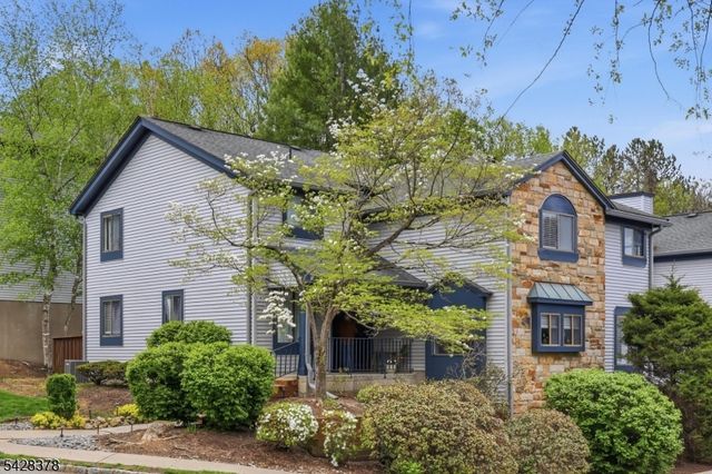 54 Overlook Dr, Independence Twp., NJ 07840