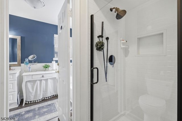54 Overlook Dr, Independence Twp., NJ 07840