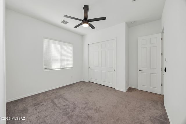 470 W Red Ribbon Lane, Oro Valley, AZ 85755