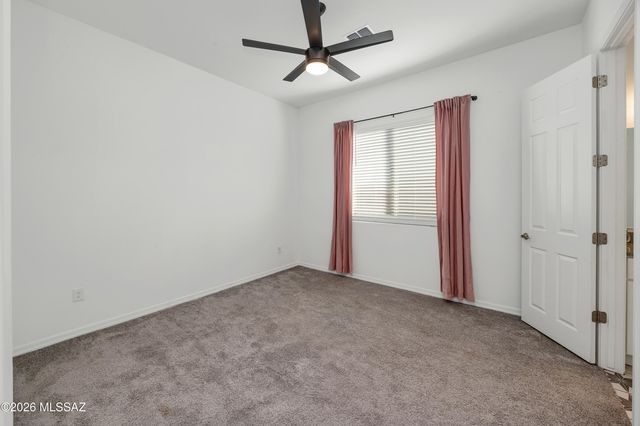 470 W Red Ribbon Lane, Oro Valley, AZ 85755