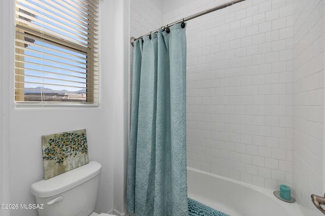 470 W Red Ribbon Lane, Oro Valley, AZ 85755