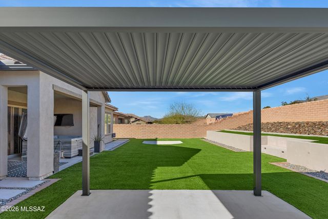 470 W Red Ribbon Lane, Oro Valley, AZ 85755