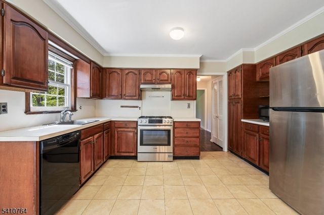 11 Whippoorwill Way, Montgomery Twp., NJ 08502