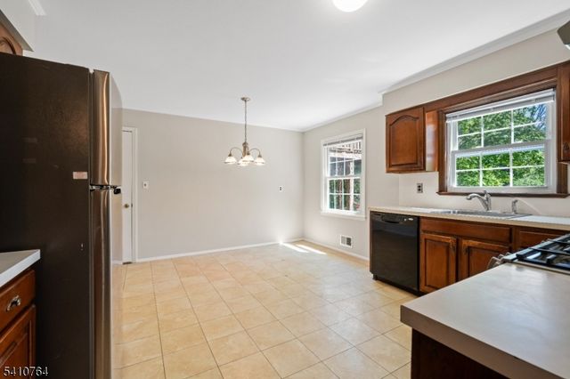 11 Whippoorwill Way, Montgomery Twp., NJ 08502