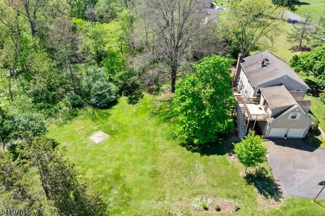 11 Whippoorwill Way, Montgomery Twp., NJ 08502