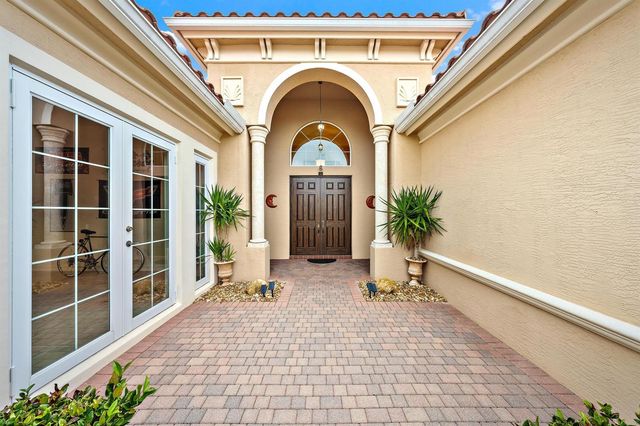 11109 Rockledge View Drive, Palm Beach Gardens, FL 33412