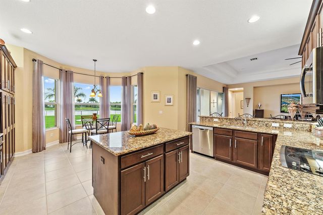 11109 Rockledge View Drive, Palm Beach Gardens, FL 33412
