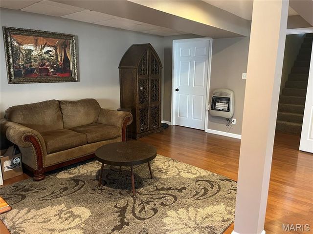 950 Hidden Cove, Belleville, IL 62223