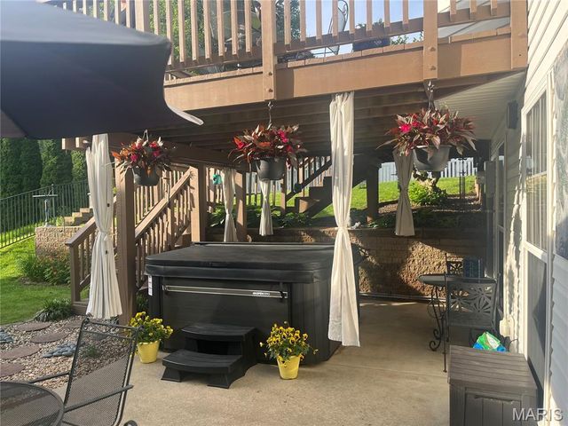 950 Hidden Cove, Belleville, IL 62223