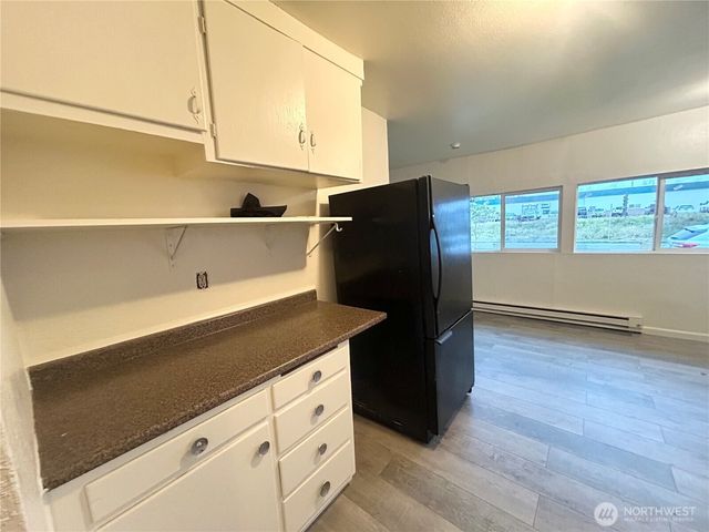 2735 Bay Avenue, Hoquiam, WA 98550