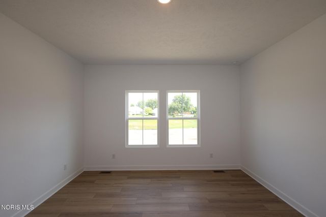 7748 Hank Drive, Holland, OH 43528